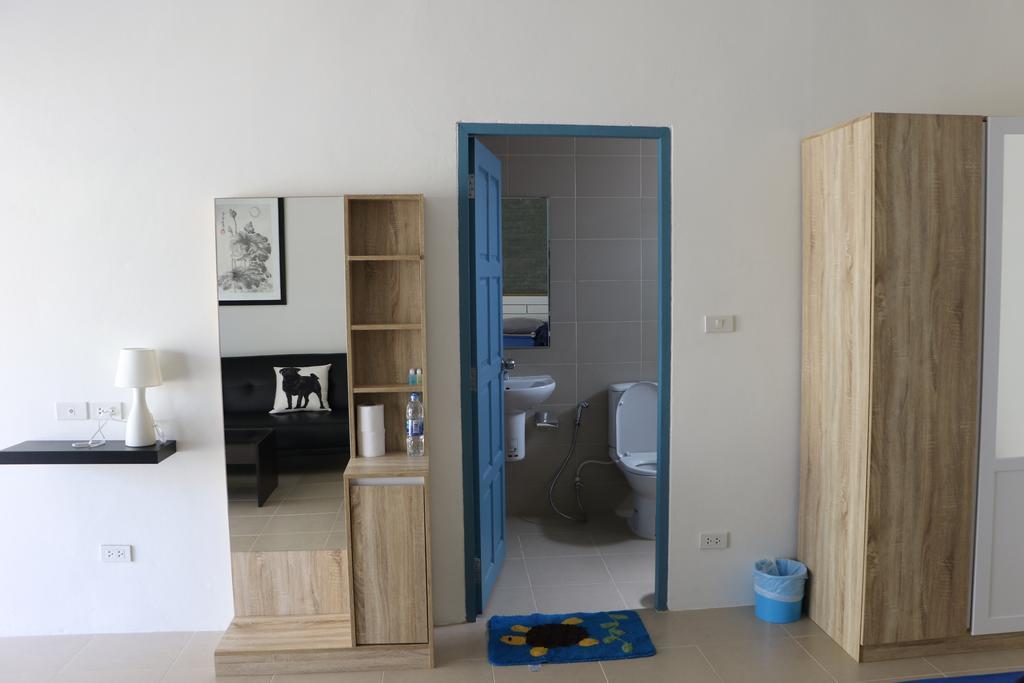 Blue Midnight Hostel Ко Панган Екстериор снимка
